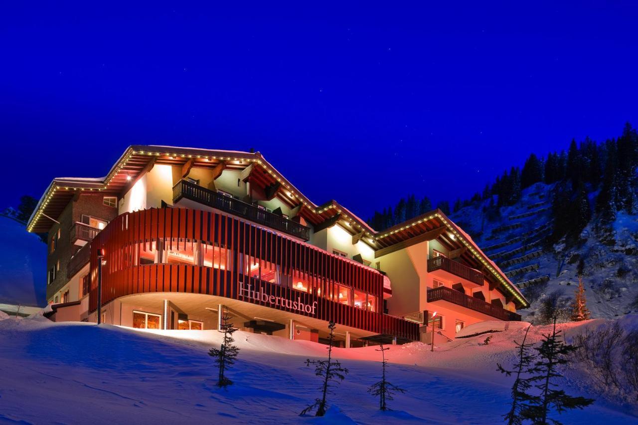 Wohlfuehlhotel Hubertushof シュトゥーベン・アム・アールベルク エクステリア 写真